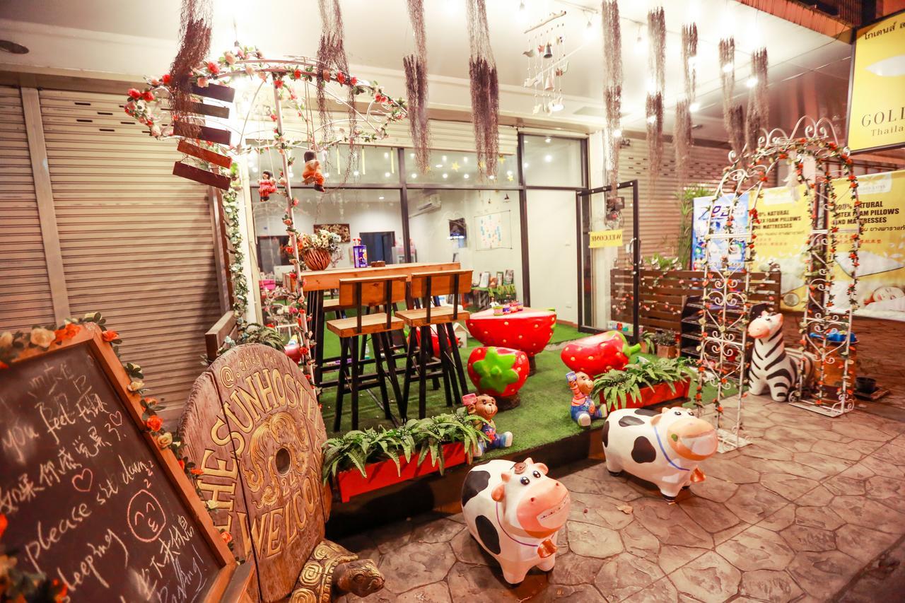 The Sun Hostel Chiang Mai Exterior photo